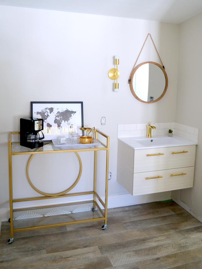 Coastal Suites Resort Beulah Bagian luar foto