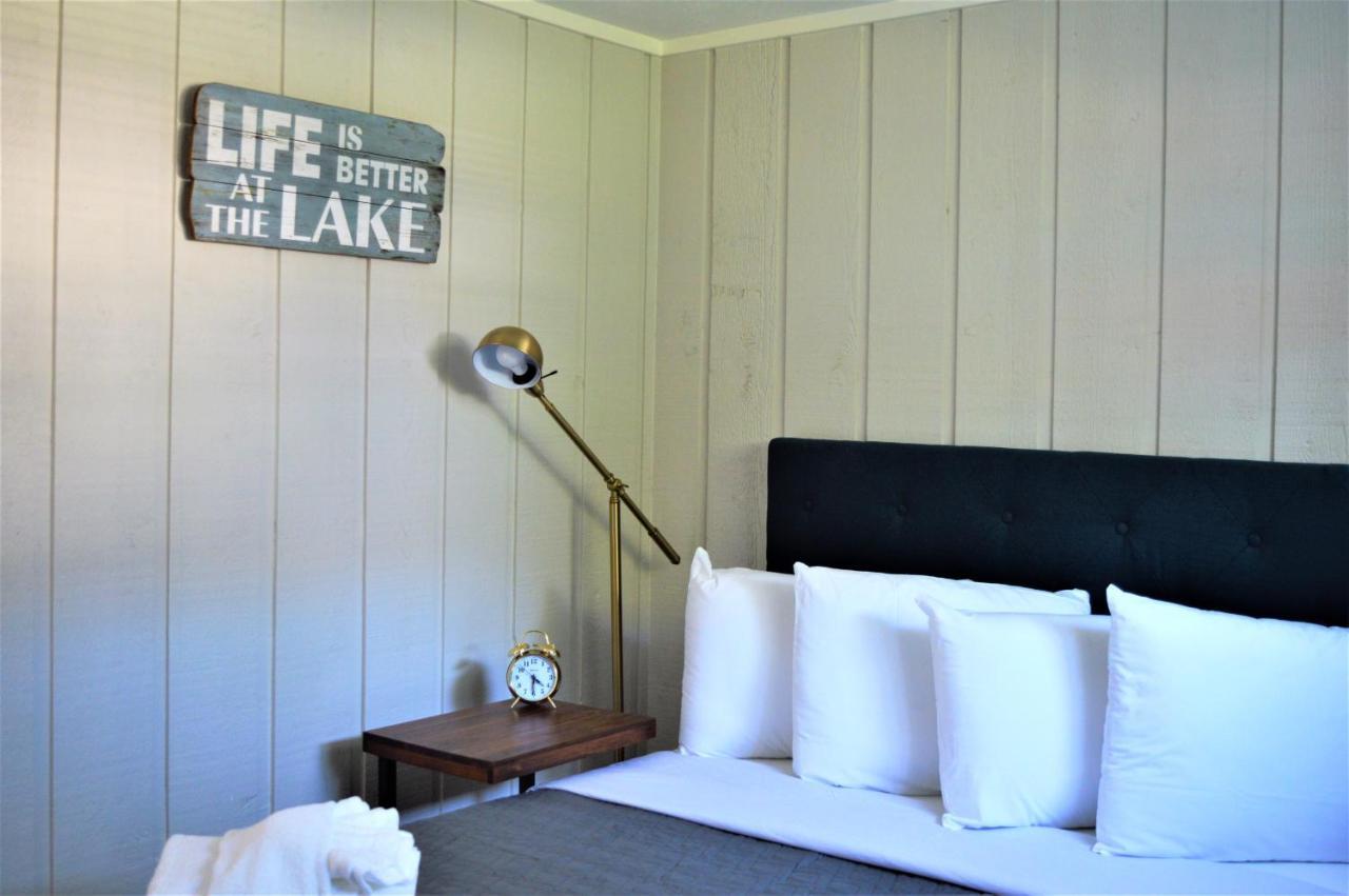 Coastal Suites Resort Beulah Bagian luar foto